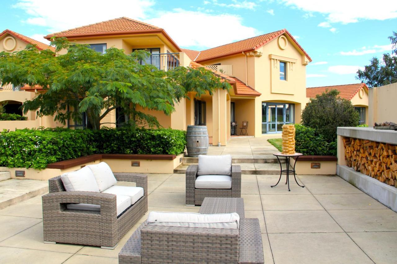 Tuscany Downs Estate Darfield Exterior foto